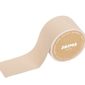 SKIMS BODY TAPE IN SANDSTONE